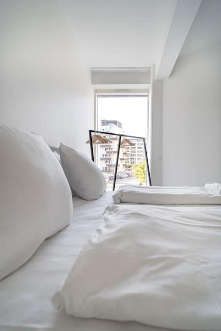 Apartamento Scandinavian Premium Atelier - Spacious Comfort *